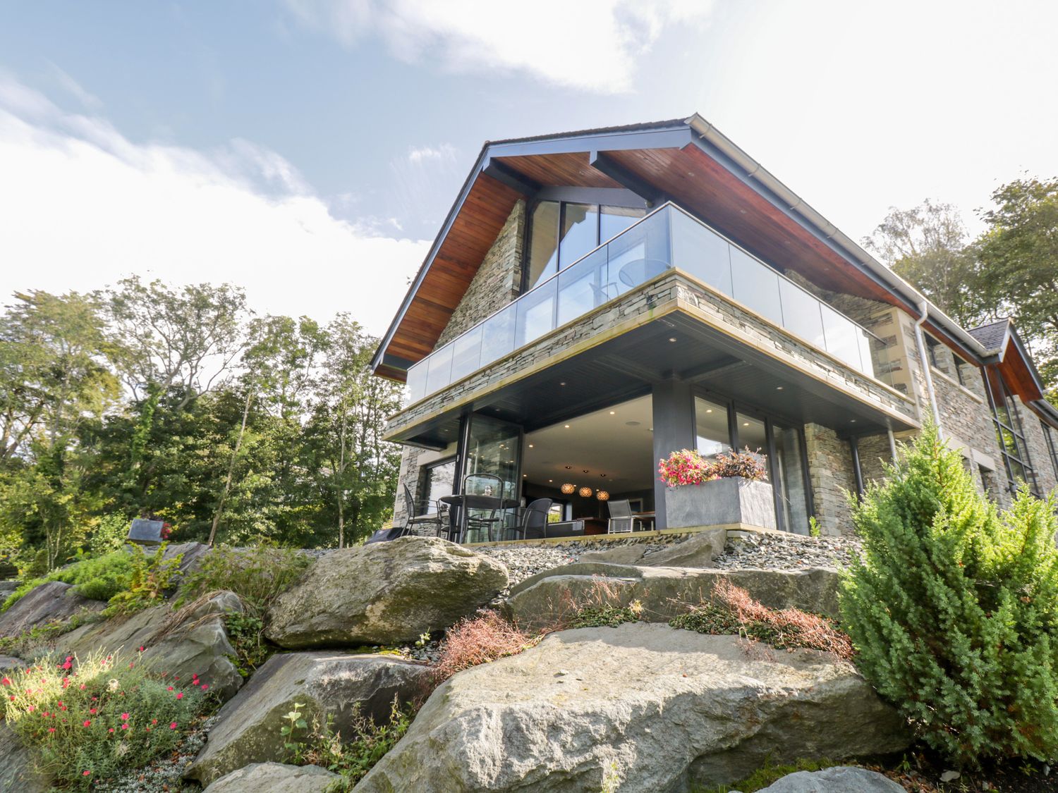 Luxury Lodge Stays Lodge Holidays in the UK Find Your Lodge Holiday